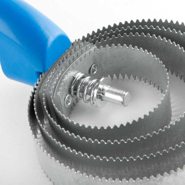 Decker Metal Round Curry Comb