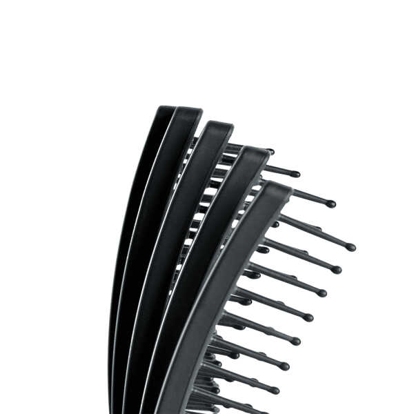 KareCo Tangle Buster Detangler- Pink
