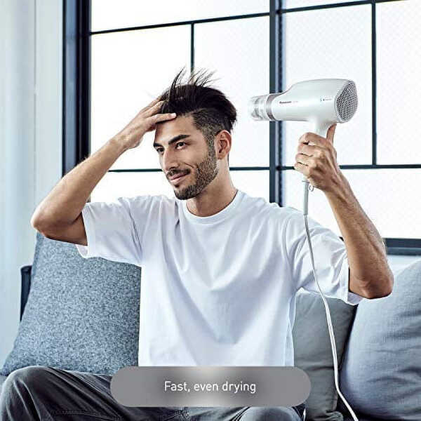 PANASONIC EH-NA67-W235 Panasonic - EH-NA67-W Nanoe Hair Dryer with Oscillating QuickDry Nozzle - White