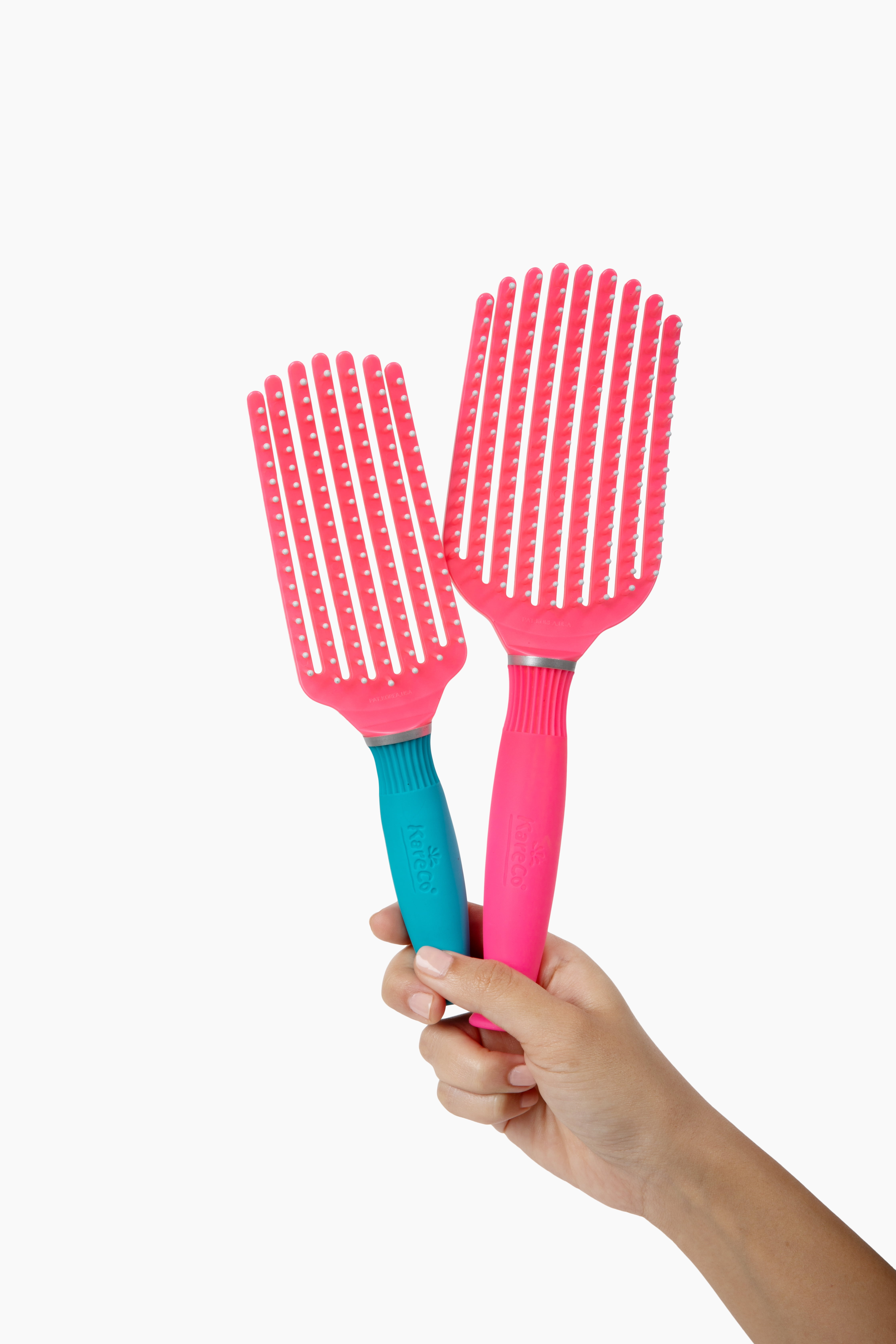 KareCo Tangle Buster Detangler- Pink