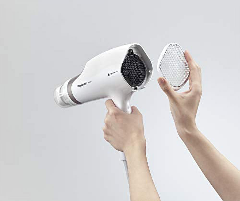 PANASONIC EH-NA67-W235 Panasonic - EH-NA67-W Nanoe Hair Dryer with Oscillating QuickDry Nozzle - White