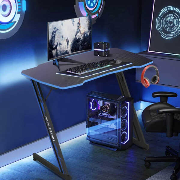 NiamVelo 47 inch Gaming Desk, Z-Shaped PC Computer Table Ergonomic Gamer Workstation with Headphone Hook for Home Office, Red